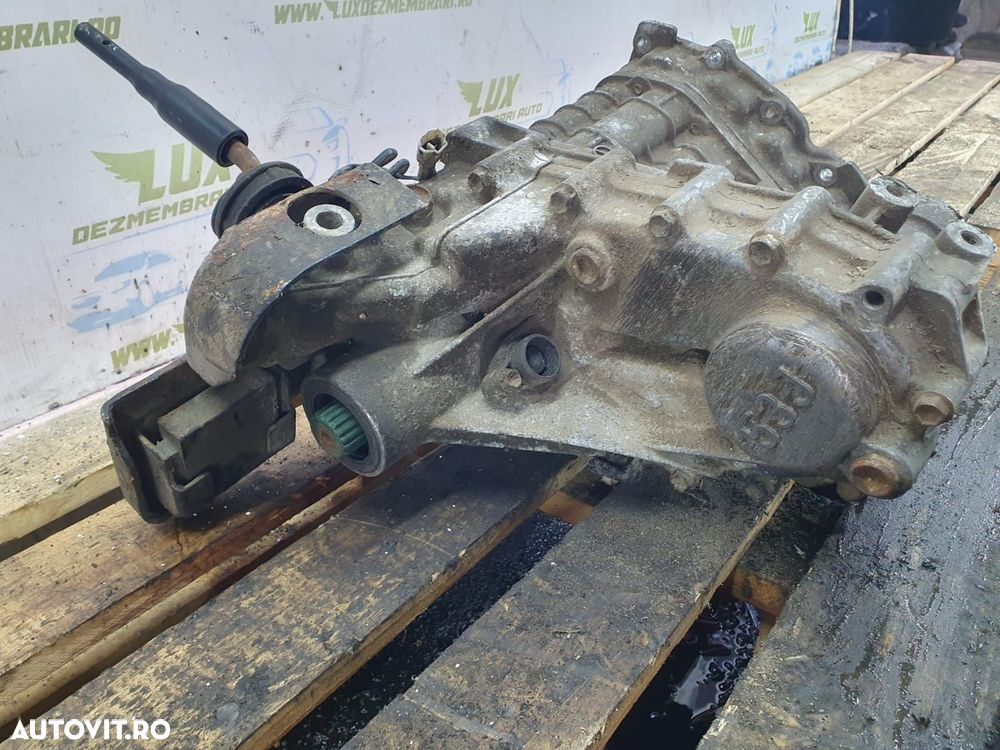 Reductor cutie transfer 2.0 TD Suzuki Grand Vitara 1 [1998 - 2005] - 2
