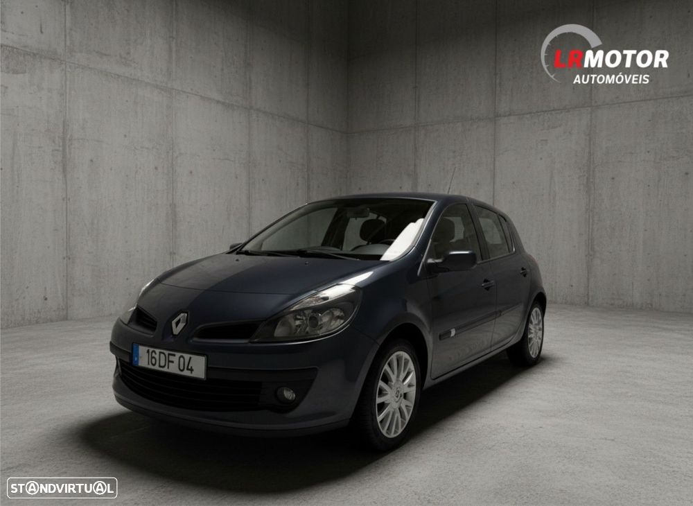 Renault Clio 1.5 dCi Dynamique S - 1