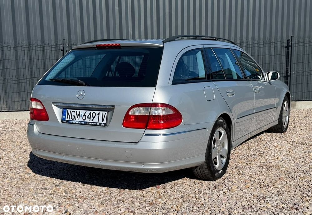 Mercedes-Benz Klasa E 2005
