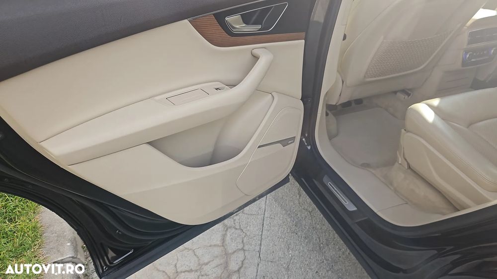 Audi Q7 3.0 TDI Quattro Tiptronic - 12