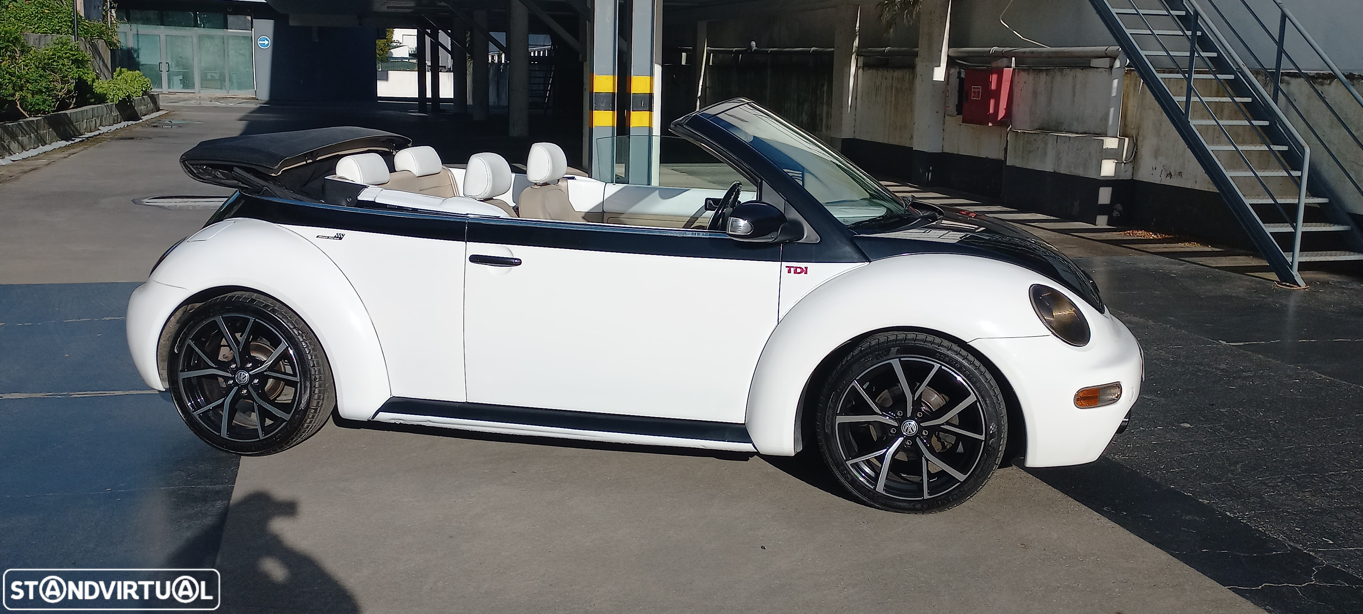 VW New Beetle Cabriolet 1.9 TDi Top Couro - 8