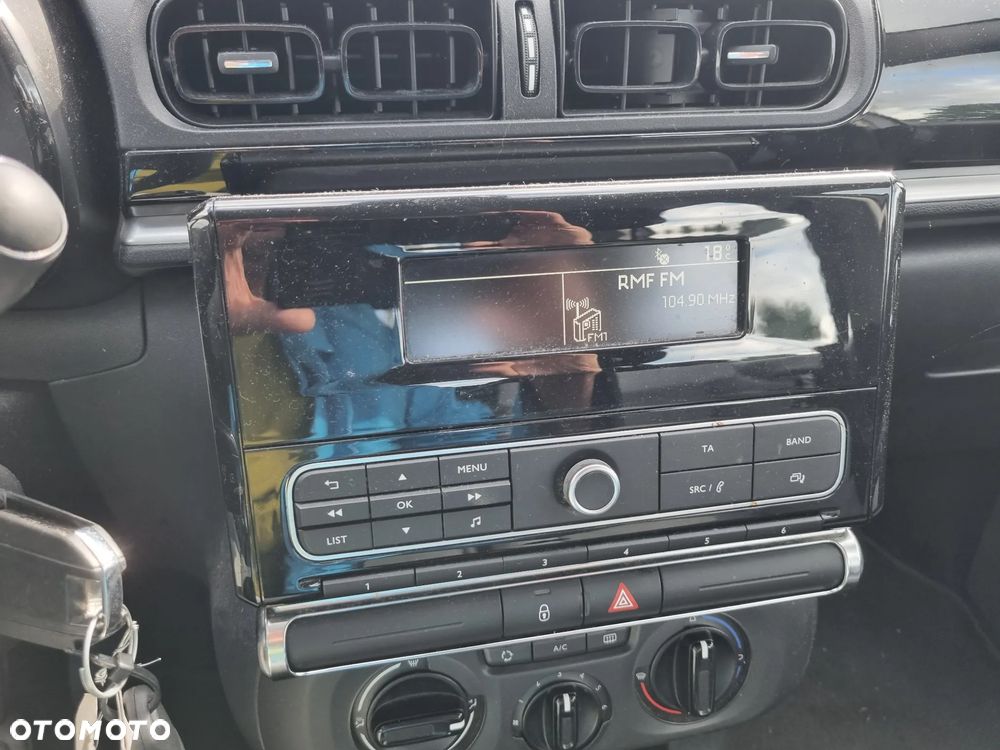 Citroën C3 Pure Tech 82 FEEL - 18