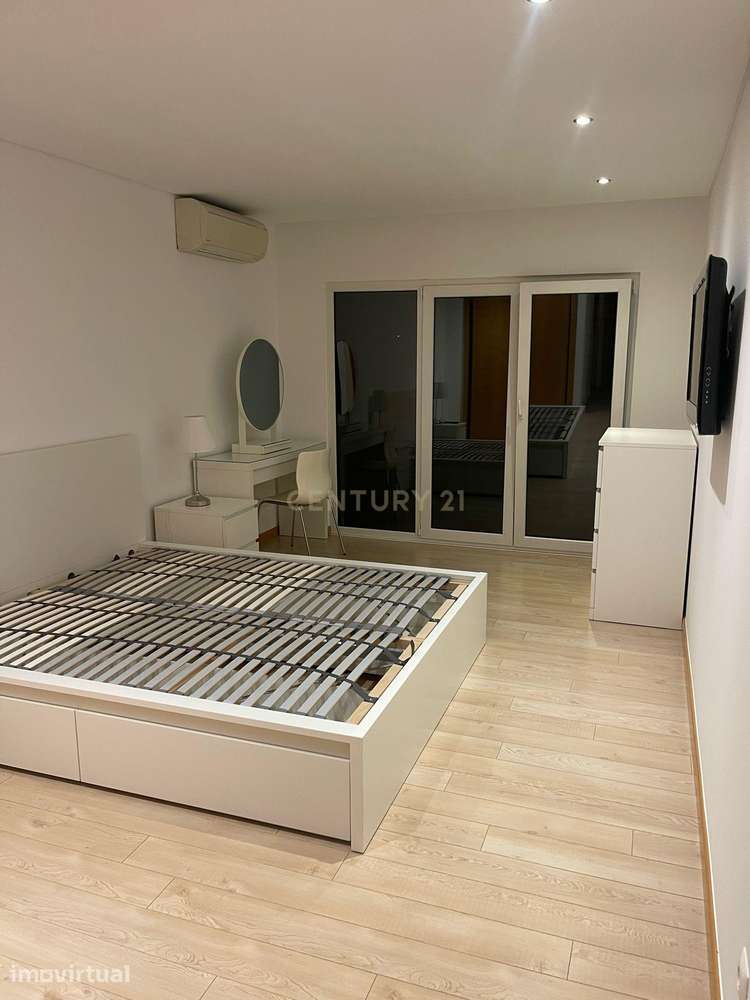 Apartamento Espaçoso em Montijo com Vista para a Cidade - Grande imagem: 4/11