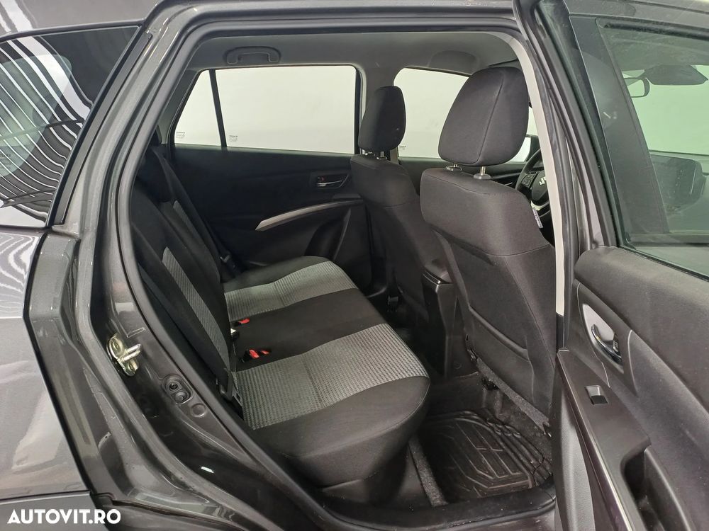 Suzuki SX4 S-Cross 1.4 Boosterjet MHEV Cool - 24