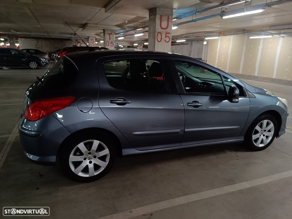 Peugeot 308 1.6 HDi Executive - 1