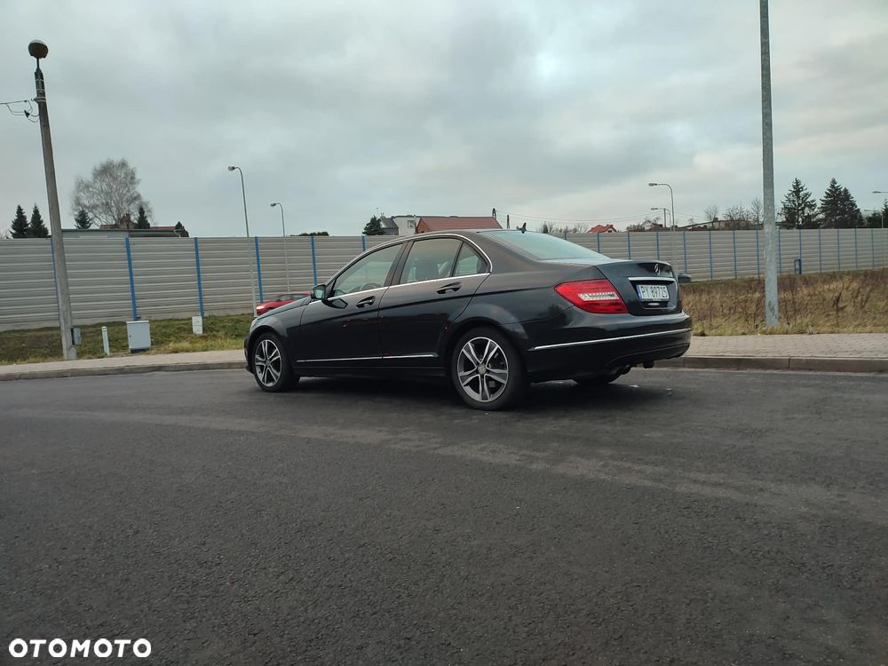 Mercedes-Benz Klasa C 200 CDI BlueEff Elegance - 14