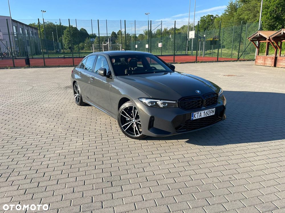 BMW Seria 3 330i M Sport - 28