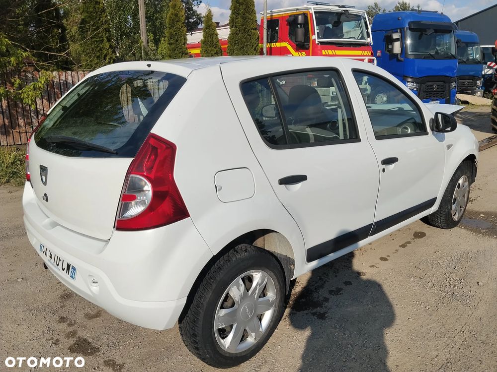 Dacia Sandero 1.2 16V - 7