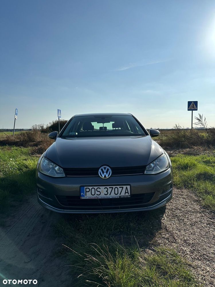 Volkswagen Golf 1.6 TDI BlueMotion Comfortline - 11