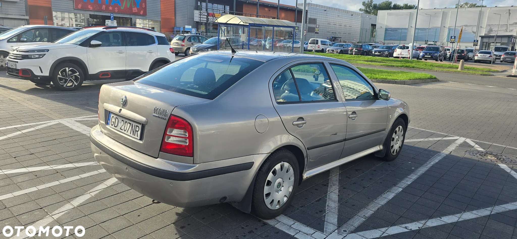 Skoda Octavia 1.6 Tour - 5