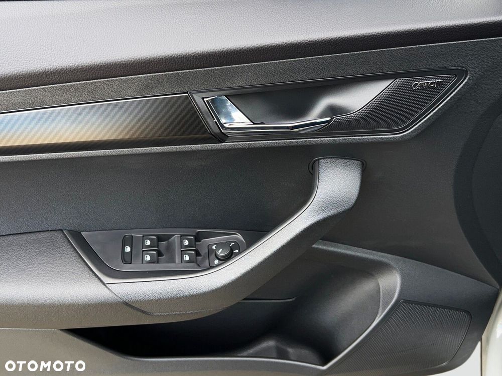 Skoda Karoq 1.5 TSI ACT Sportline DSG - 19