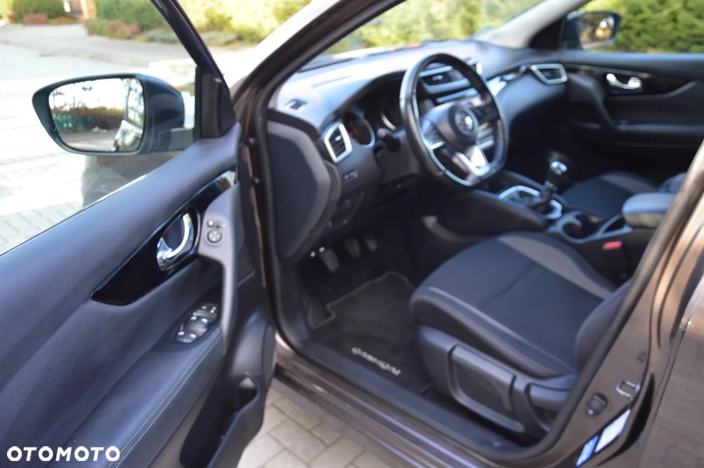 Nissan Qashqai - 17