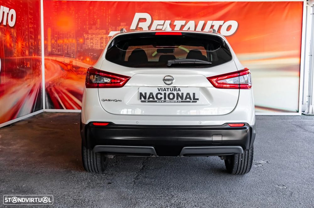 Nissan Qashqai 1.3 DIG-T N-Connecta J18 - 6