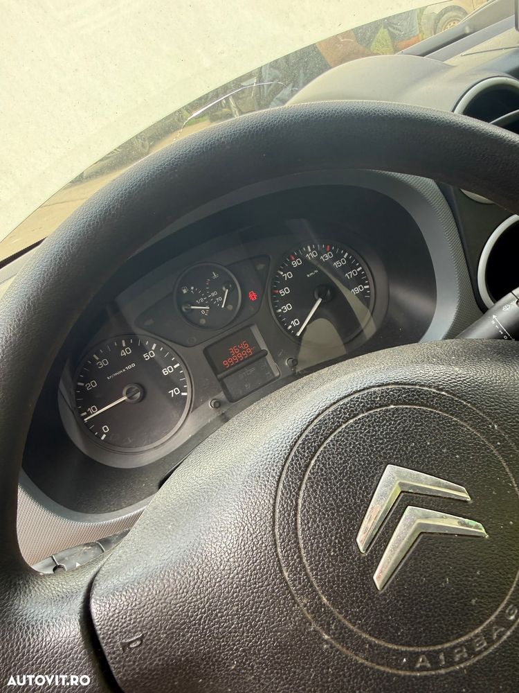 Citroën Berlingo 1.6 HDi Seduction - 8