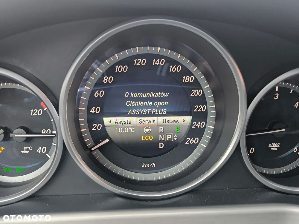 Mercedes-Benz Klasa E 250 BlueTEC 9G-TRONIC Edition - 36