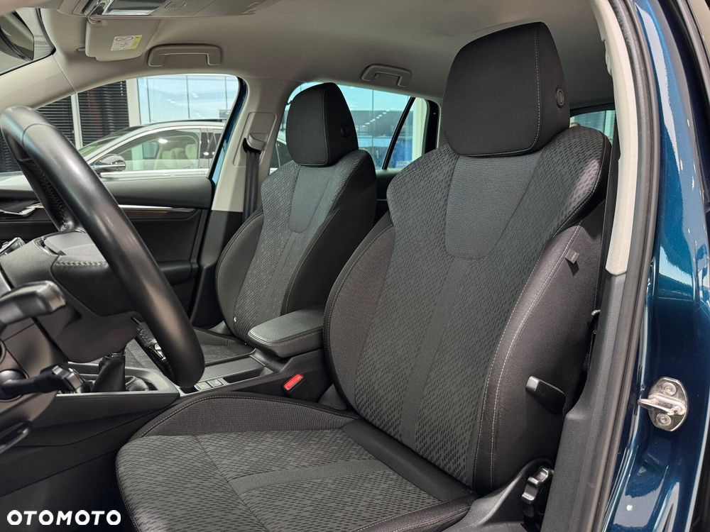 Skoda Octavia 1.5 TSI ACT Style - 10