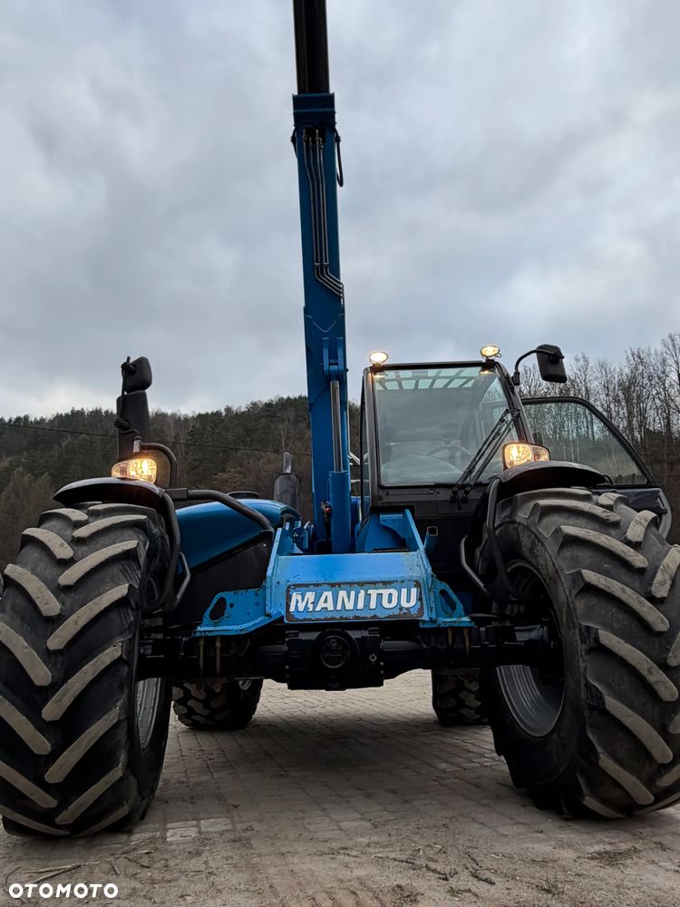Manitou MT932 Ładowarka Teleskopowa dźwig wózek 9m. UDŹWIG 3,2 tony. Przebieg 2760 MTG jak Nowa z SALONU 2014rok z Norwegii z Gospodarstwa rolnego. Silnik PERKINS 100km. Serwisy w Dekra! Widły i łyżka. Ani deka luzu czy wycieku. OKAZJA! Jazda REWERS + 4 biegi. Skręt 3 tryby. - 15