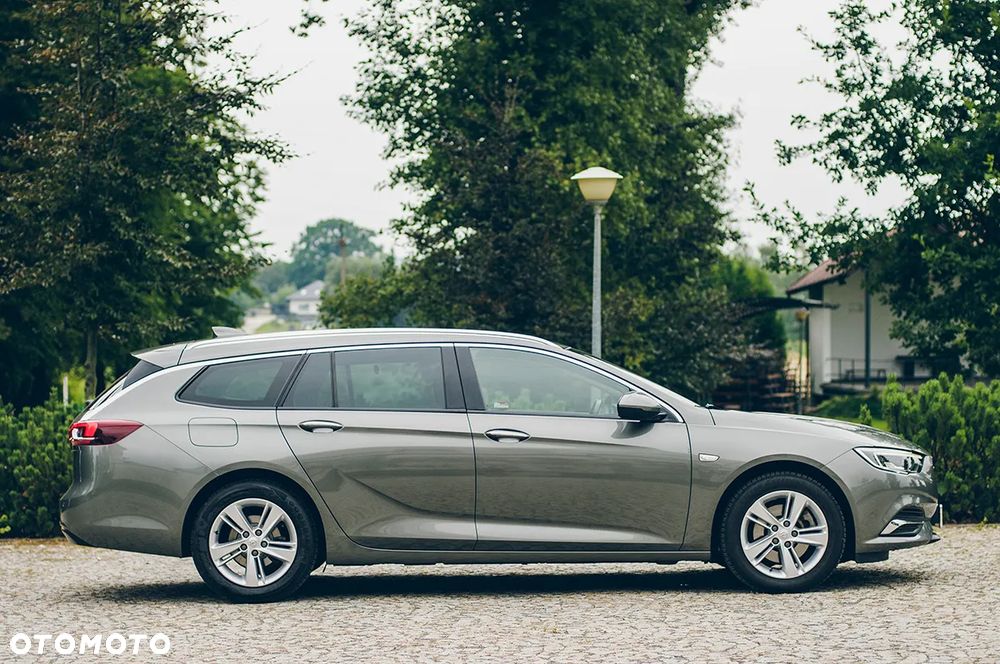 Opel Insignia 2.0 - 12