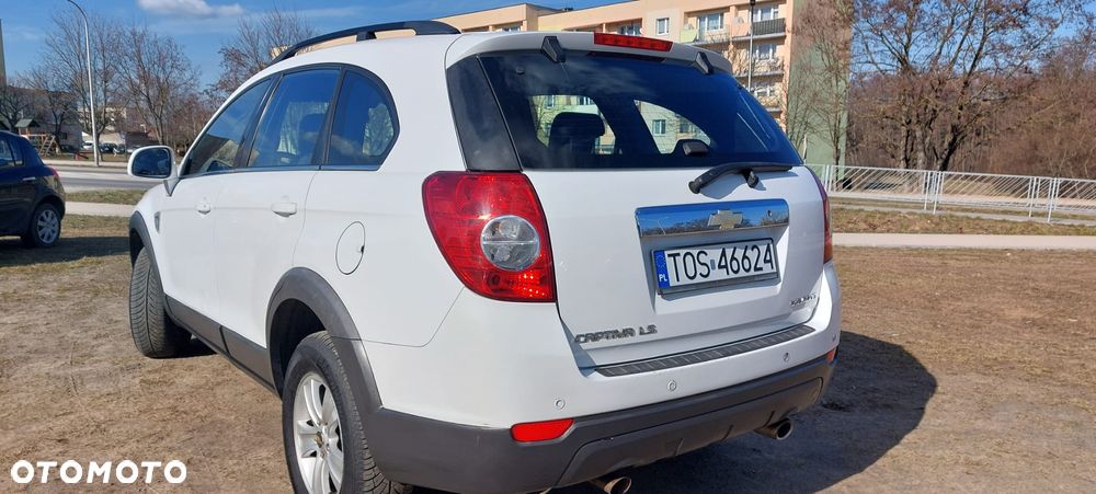 Chevrolet Captiva 2.4 LS 5os - 7