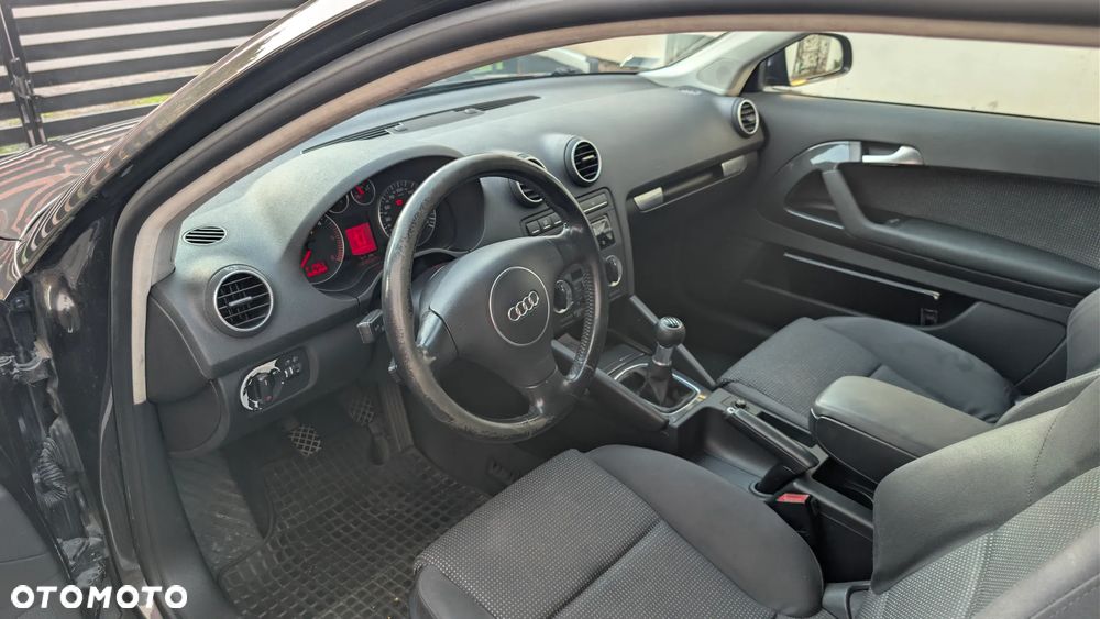 Audi A3 3-drzwiowe 2.0 TDI Ambition - 6