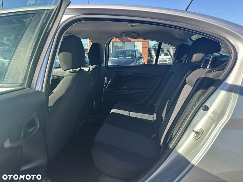 Fiat Tipo - 31
