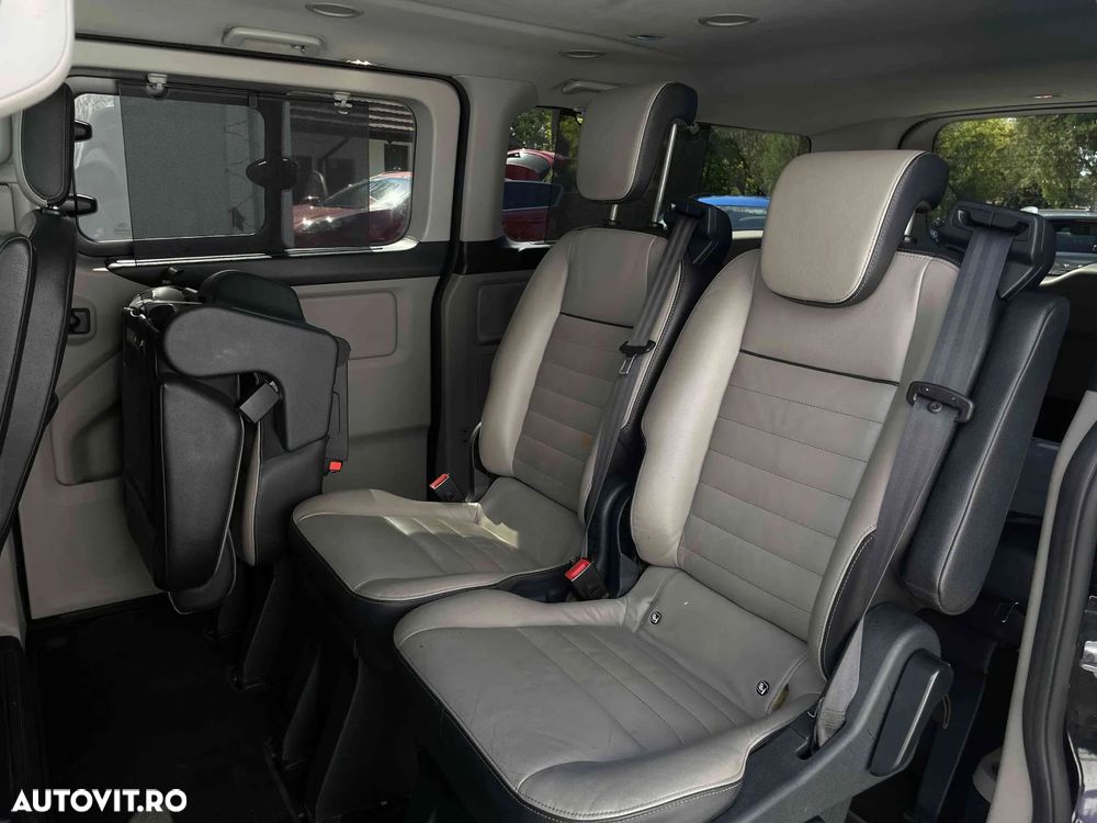 Ford Tourneo Connect - 14