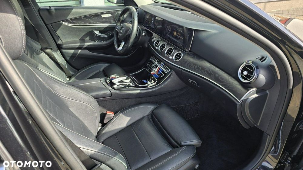 Mercedes-Benz Klasa E - 20