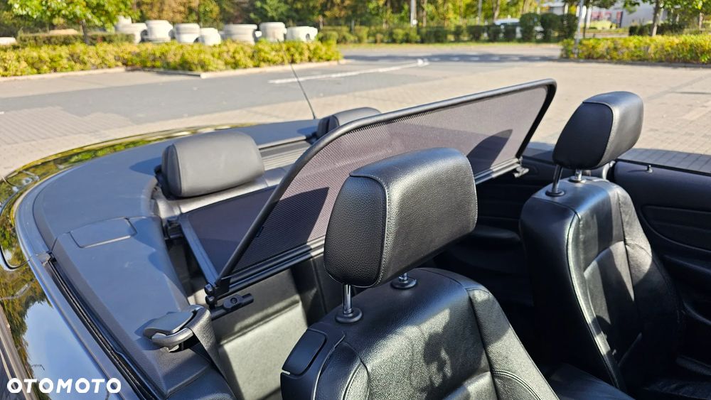 BMW Seria 1 118i - 12