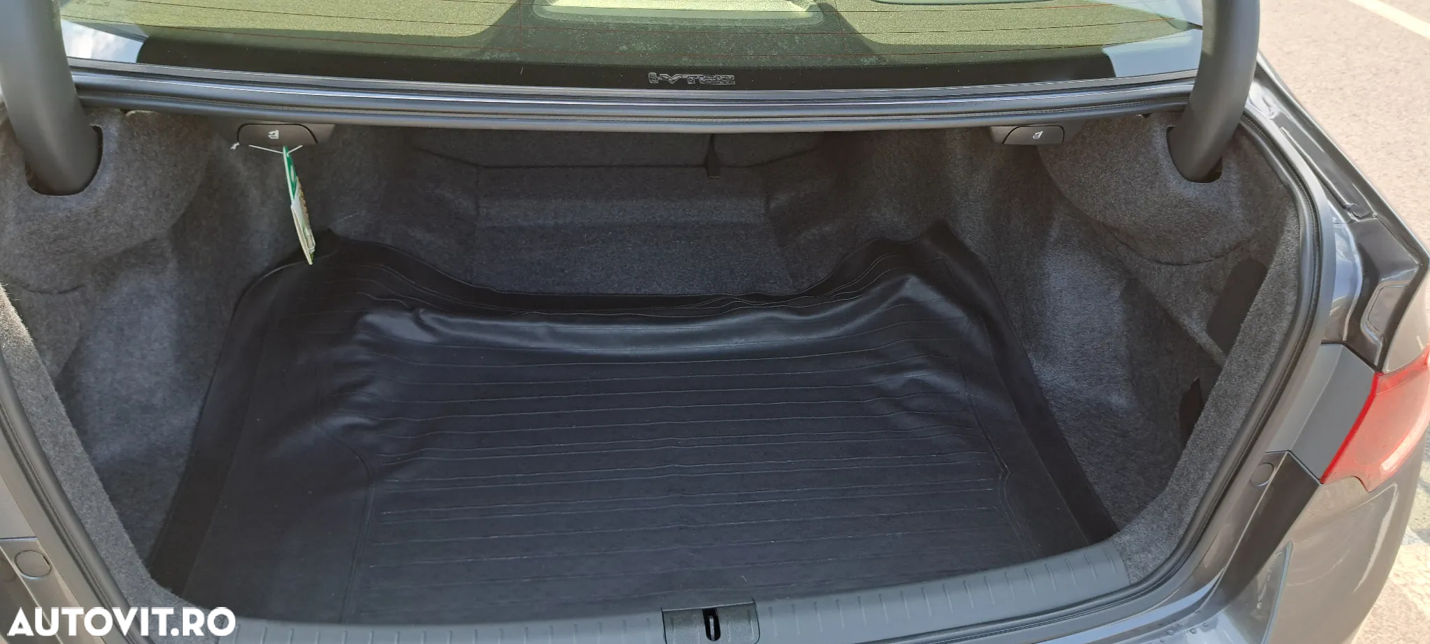 Honda Accord 2.0i MT Lifestile - 10