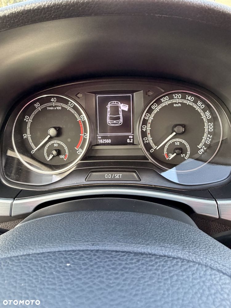 Skoda Fabia - 4