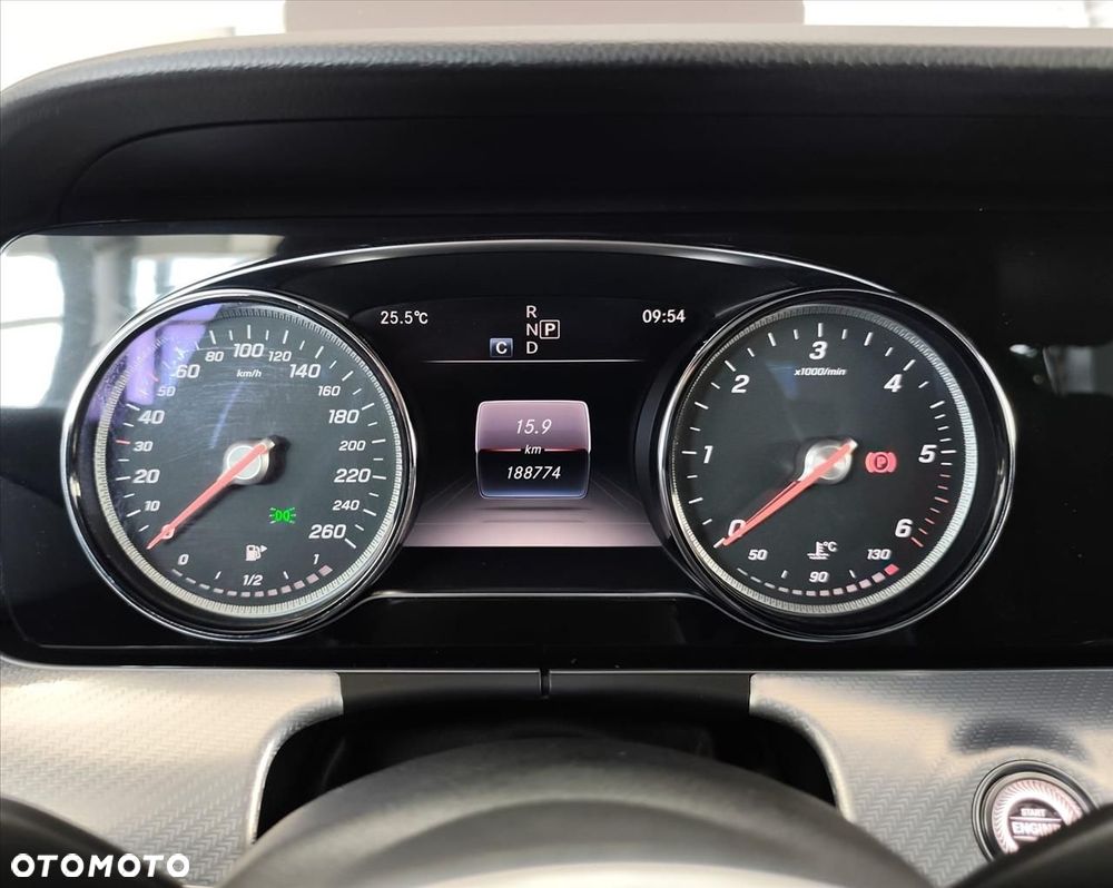Mercedes-Benz Klasa E 220 d 9G-TRONIC - 12