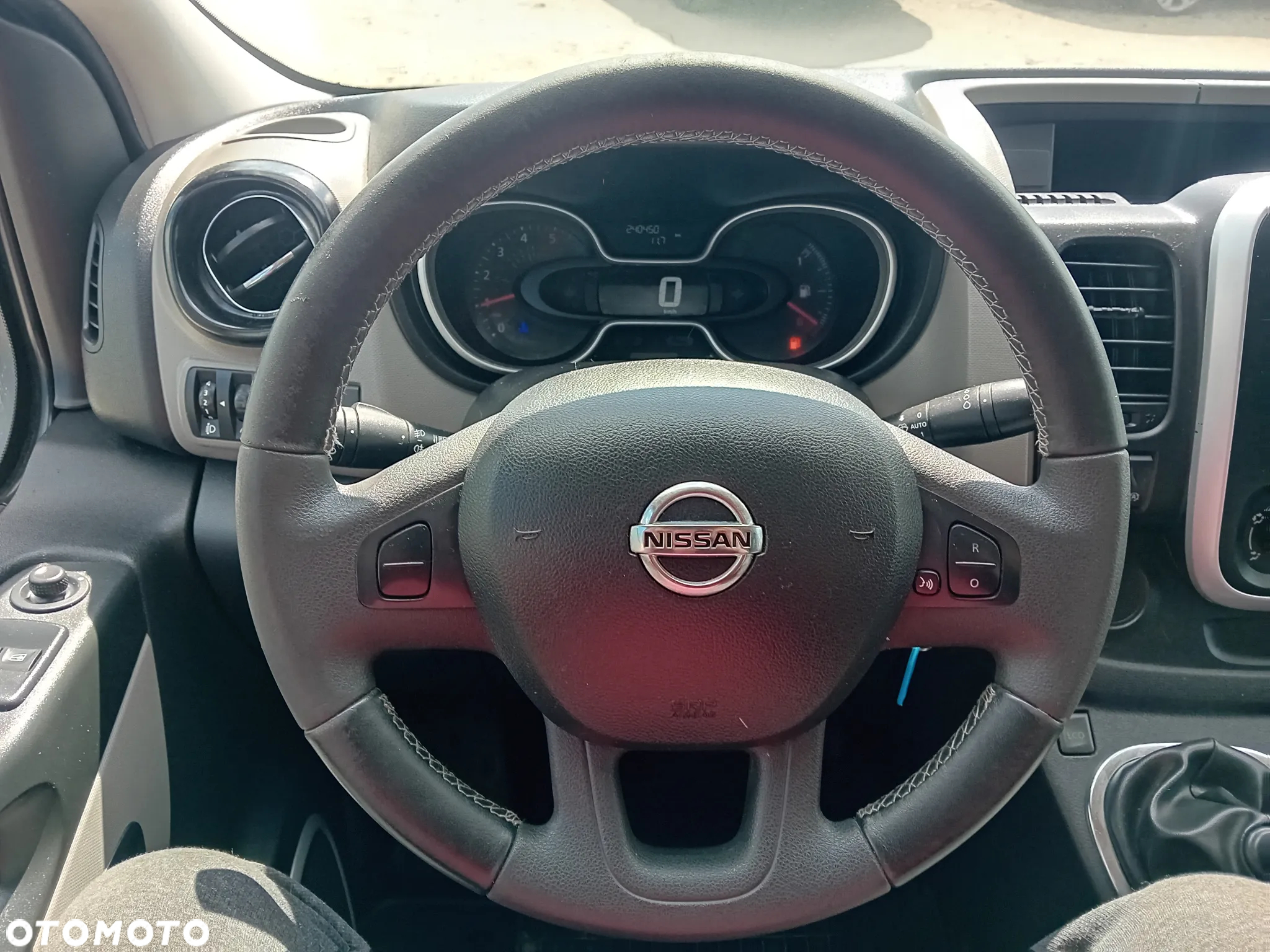 Nissan NV300 - 28