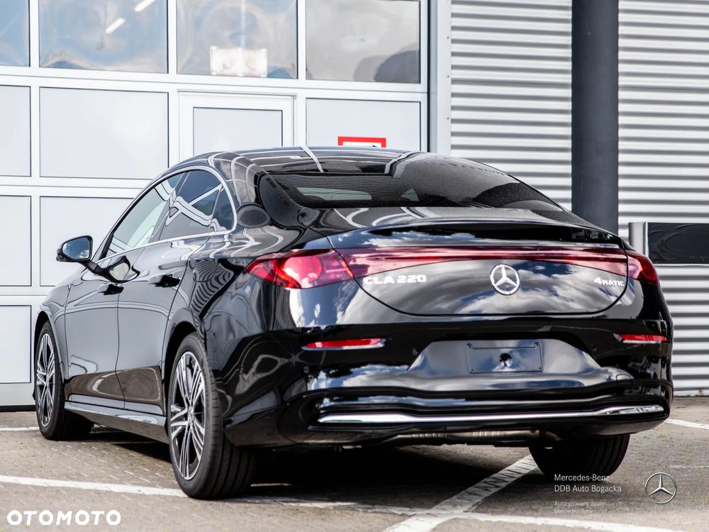Mercedes-Benz CLA 220 mHEV 4-Matic 8G-DCT - 6