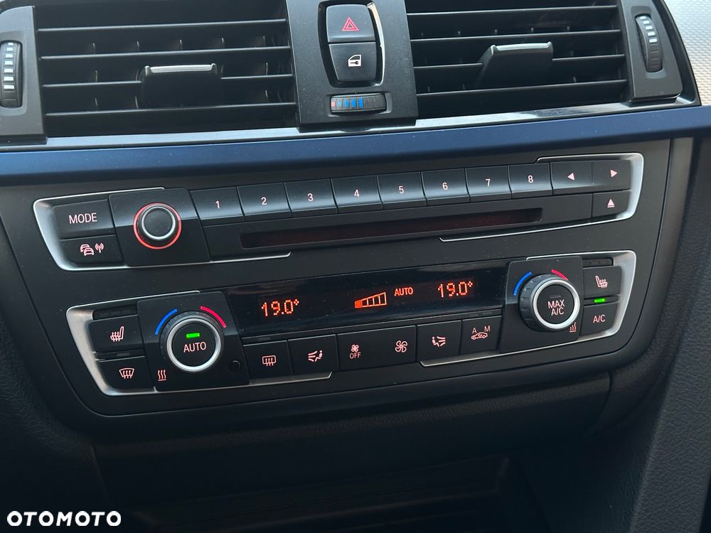 BMW Seria 3 - 26