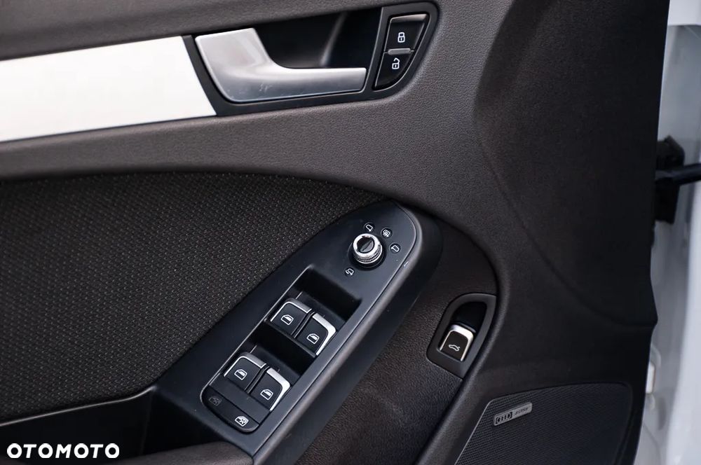 Audi A4 Limousine - 37