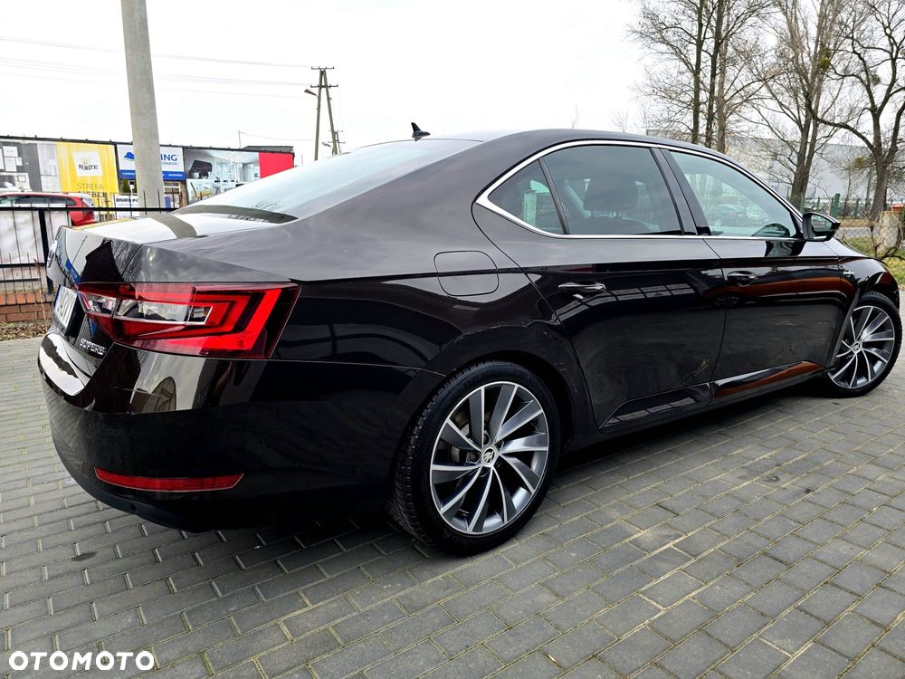 Skoda Superb 2.0 TDI L&K DSG - 6