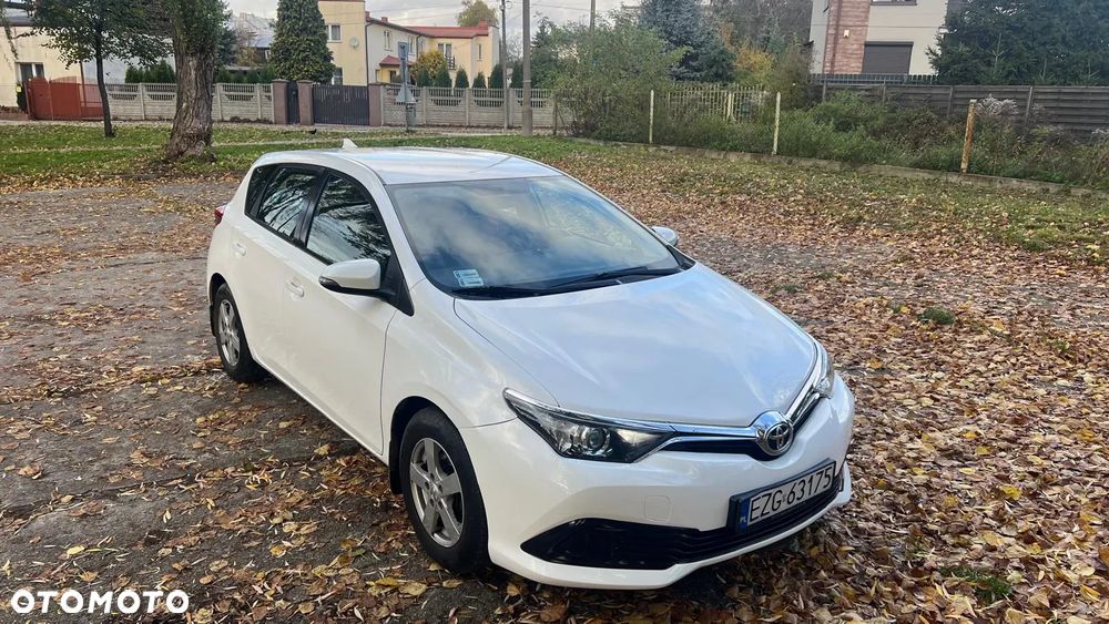 Toyota Auris 1.33 VVT-i Active - 1