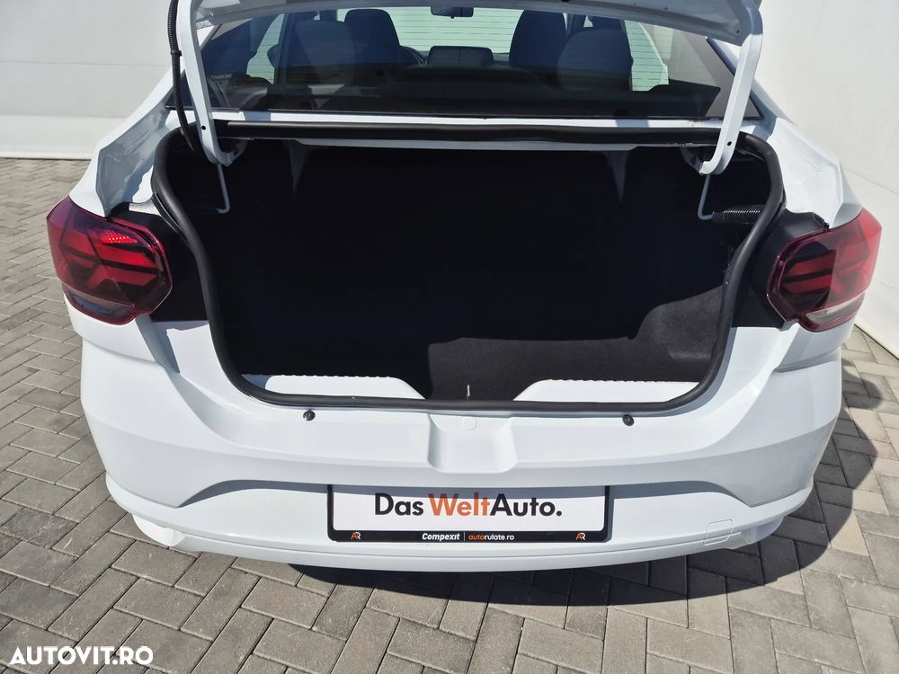 Dacia Logan TCe 90 Essential - 21