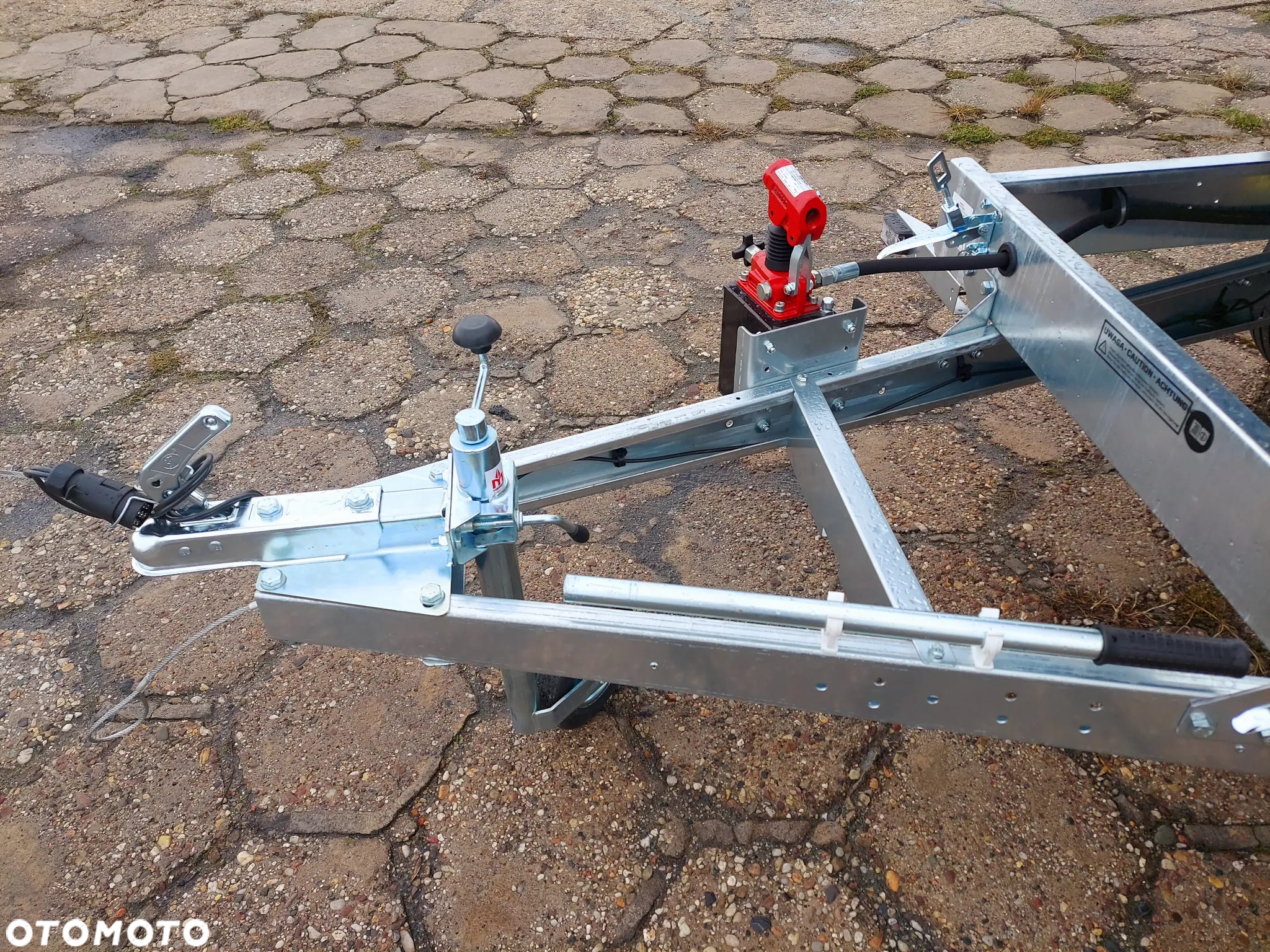 TEMARED TIPPER 2515/2 - 4