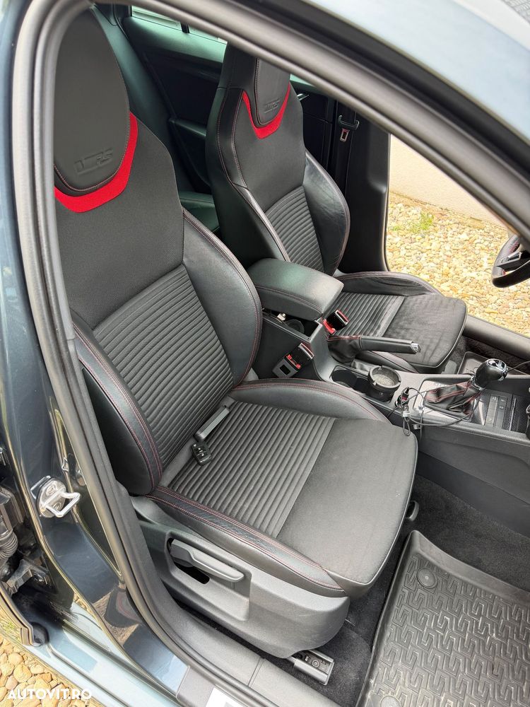 Skoda Octavia 2.0 TDI DSG RS - 11
