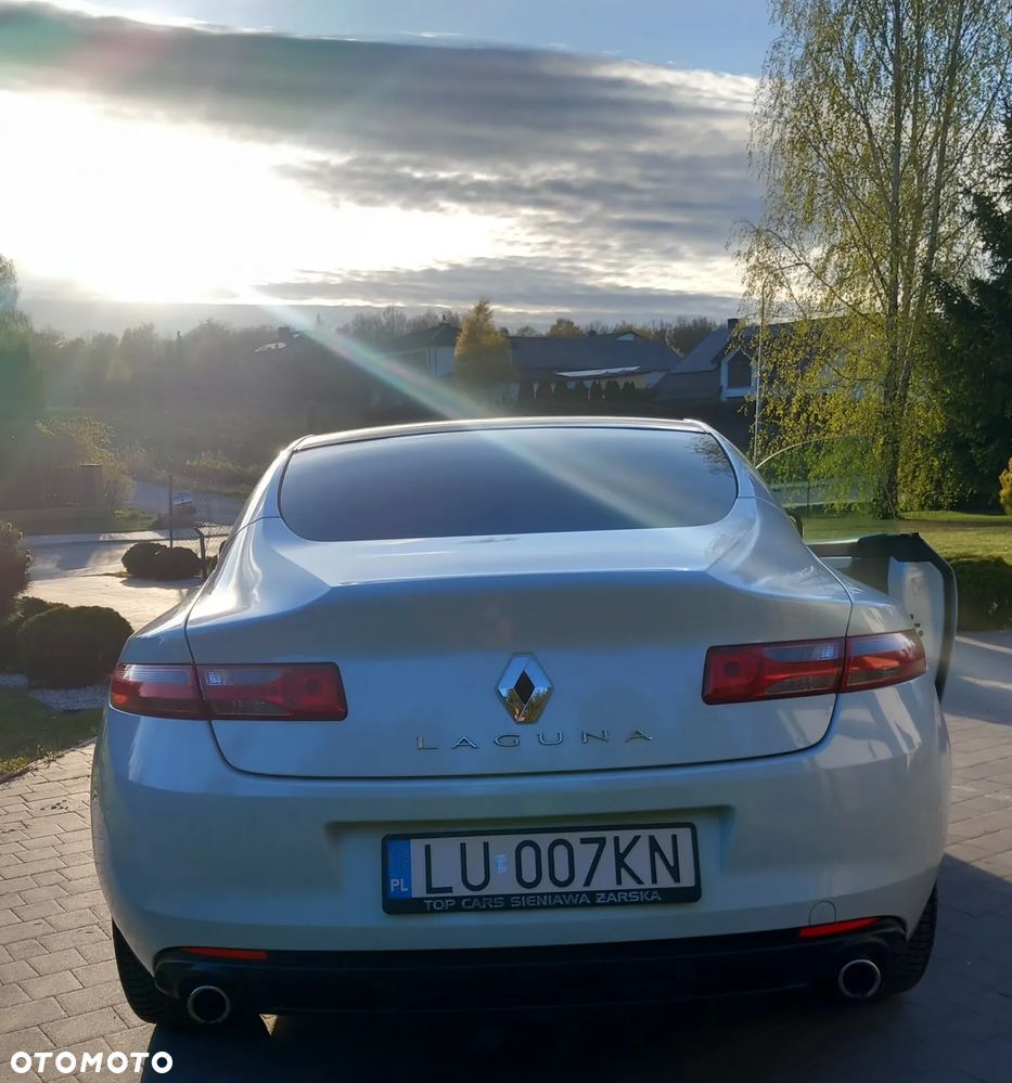 Renault Laguna 2.0 dCi Monaco GP2 - 3