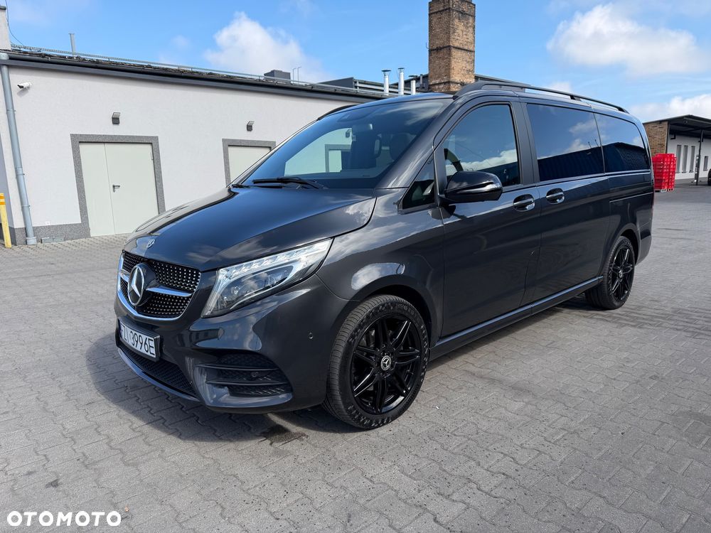 Mercedes-Benz Klasa V - 1