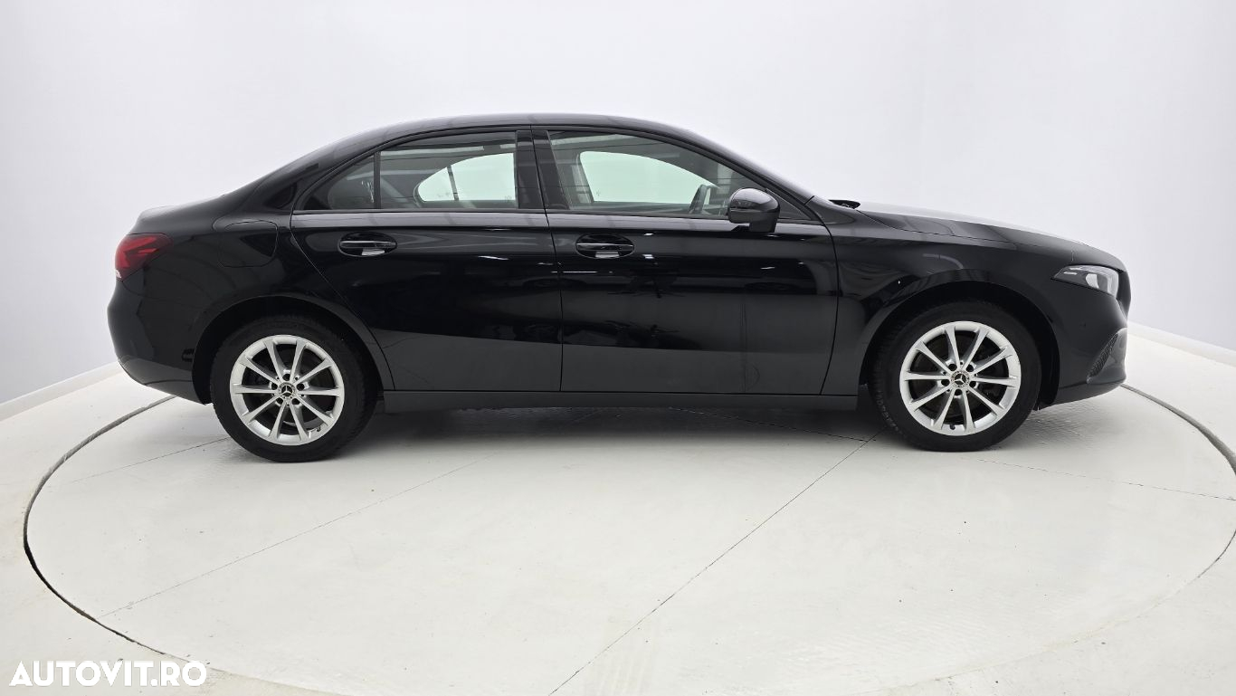 Mercedes-Benz A - 5