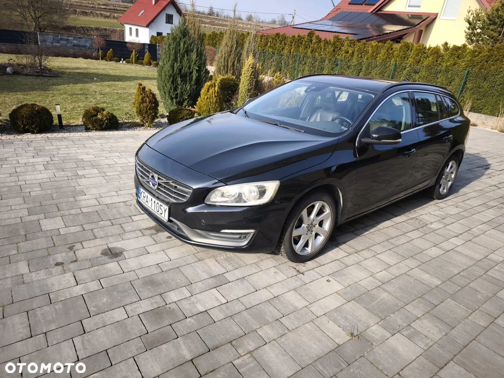 Volvo V60 D2 Geartronic Powershift Momentum - 2