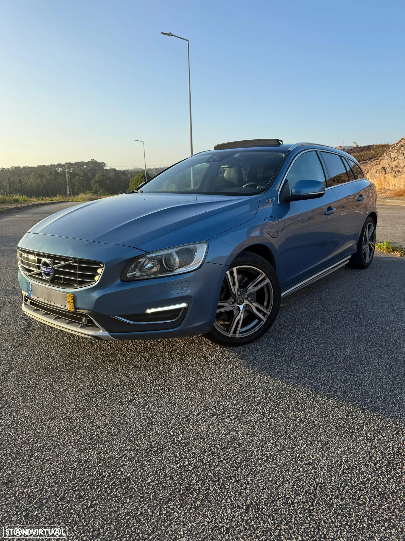 Volvo V60 2.4 D6 Summum AWD Phev - 8