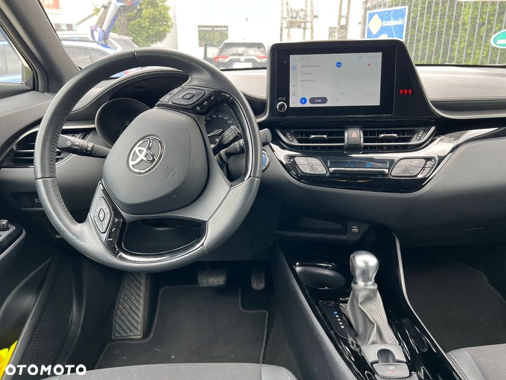 Toyota C-HR ver-1-8-hybrid-executive - 24