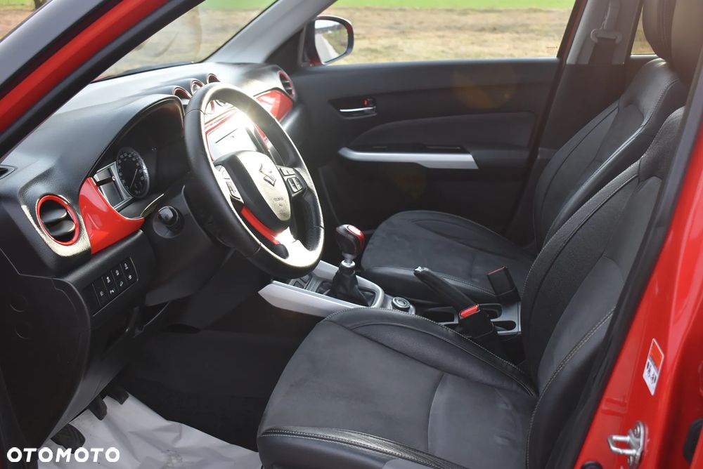 Suzuki Vitara 1.6 DDiS (4x4) Allgrip Comfort - 22