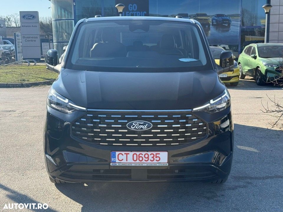 Ford Tourneo Custom - 4