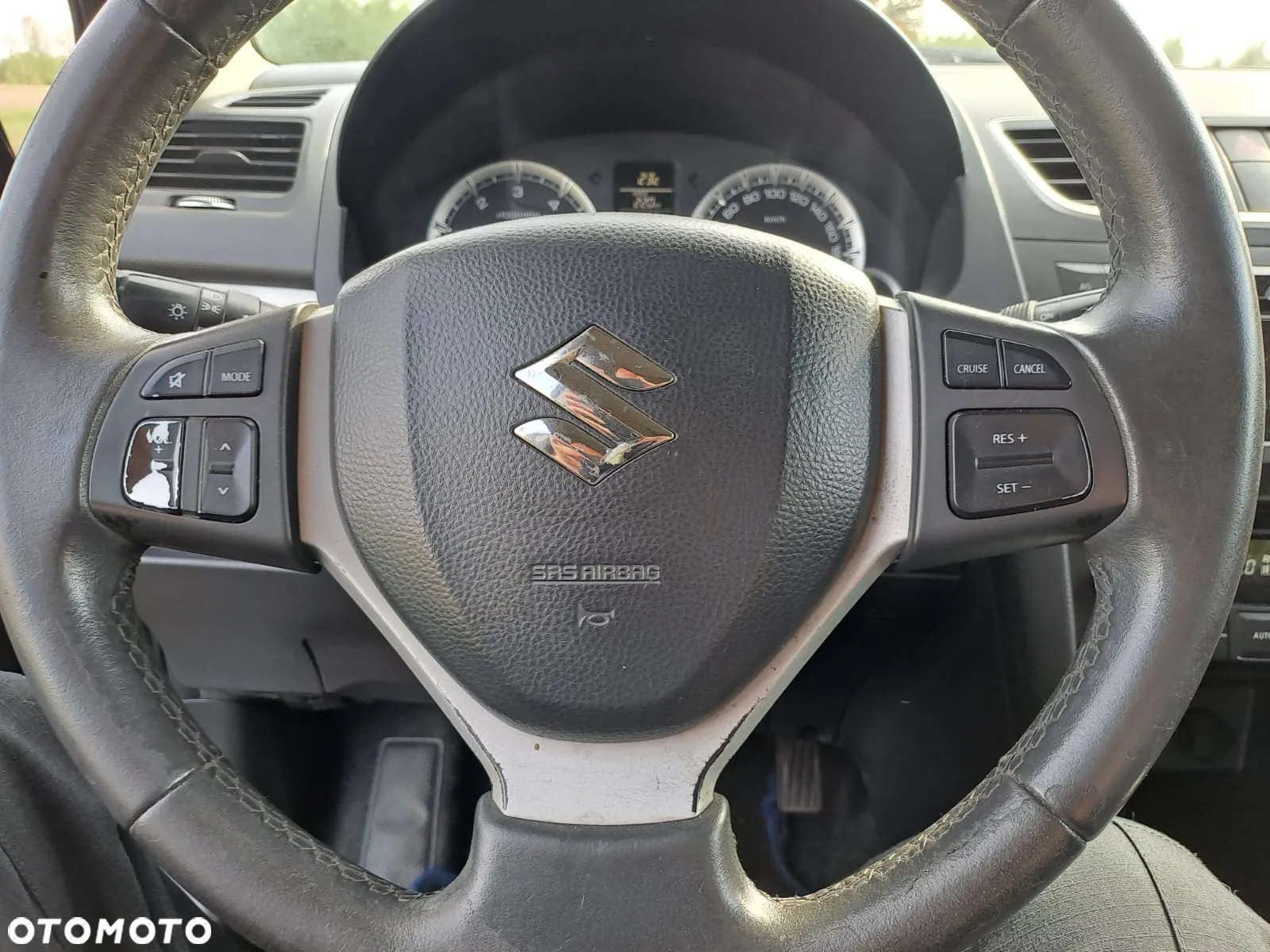 Suzuki Swift 1.3 DDiS Comfort - 6