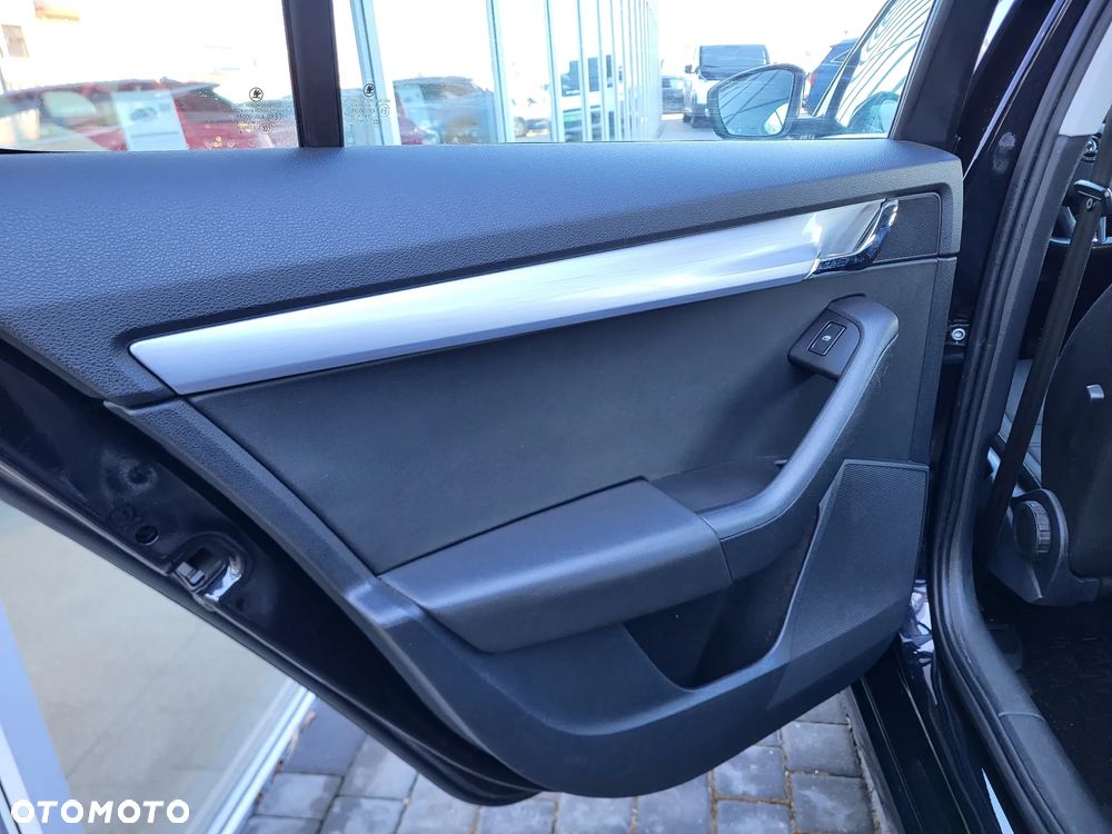 Skoda Octavia 1.4 TSI Ambition - 10